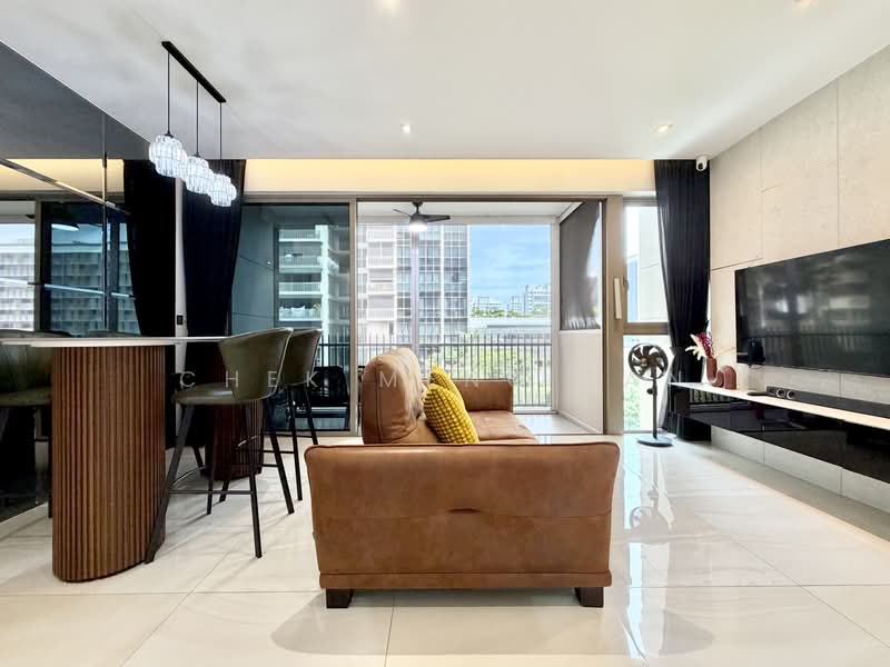 The Vales, 71 Anchorvale Crescent, 3 Bedrooms, 1,033 sqft, Condominium For Sale, by Chek Meng Tan, 500170187 - Living Room - PropertyGuru.com.sg