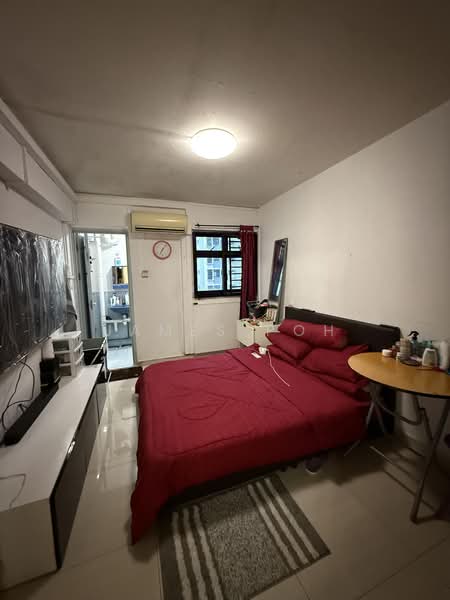 202 Bedok North Street 1, 202 Bedok North Street 1, 2 Bedrooms, 721 sqft, HDB Flat For Rent, by James Poh, 500170192 - Bedroom - PropertyGuru.com.sg