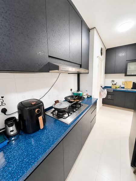107A Canberra Street, 107A Canberra Street, 2 Bedrooms, 743 sqft, HDB Flat For Sale, by GANESHKUMAR K, 500170193 - Kitchen - PropertyGuru.com.sg