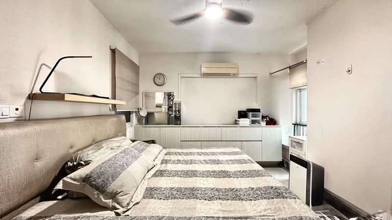 395 Bukit Batok West Avenue 5, 395 Bukit Batok West Avenue 5, 3 Bedrooms, 990 sqft, HDB Flat For Sale, by Arioch Heng (JT), 500170199 - Master - PropertyGuru.com.sg