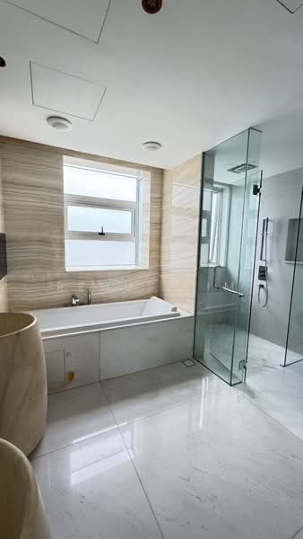 White House Residence, 67 Stevens Road, 4 Bedrooms, 3,843 sqft, Condominium For Rent, by Remus Lim, 500170201 - Bathroom - PropertyGuru.com.sg