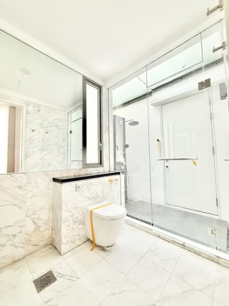The Abode at Devonshire, 9 Devonshire Road, 4 Bedrooms, 2,723 sqft, Condominium For Sale, by Bruce Ang, 500170202 - Bathroom - PropertyGuru.com.sg