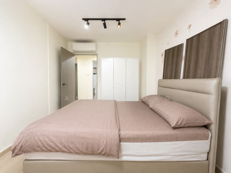 339A Sembawang Close, 339A Sembawang Close, 4 Bedrooms, 1,227 sqft, HDB Flat For Sale, by Daniel Kiong, 500170206 - Bedroom - PropertyGuru.com.sg