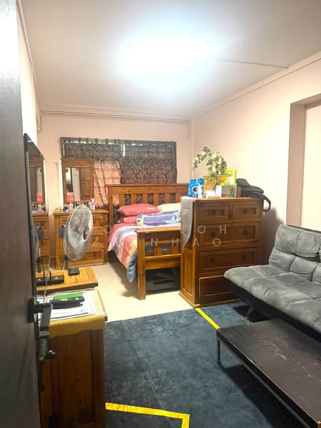 364 Tampines Street 34, 364 Tampines Street 34, 3 Bedrooms, 1,076 sqft, HDB Flat For Sale, by Jose Loh Zhenhao, 500170212 - Bedroom - PropertyGuru.com.sg