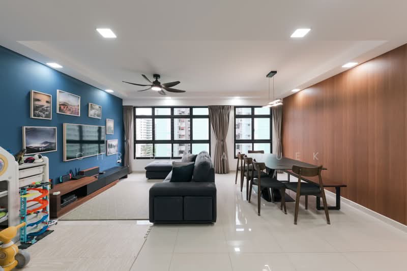 546A Segar Road, 546A Segar Road, 3 Bedrooms, 1,205 sqft, HDB Flat For Sale, by Christina Quek, 500170214 - Living Room - PropertyGuru.com.sg