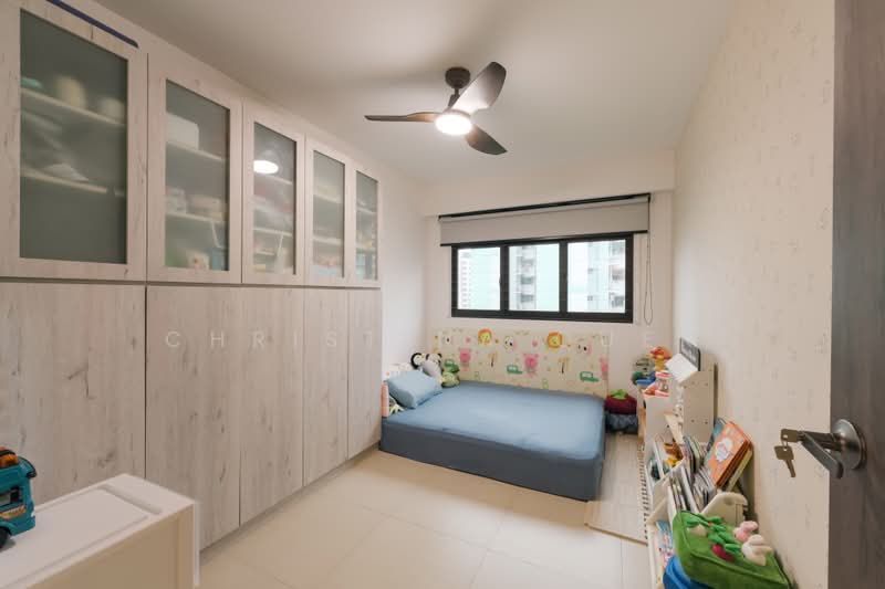 546A Segar Road, 546A Segar Road, 3 Bedrooms, 1,205 sqft, HDB Flat For Sale, by Christina Quek, 500170214 - Bedroom - PropertyGuru.com.sg