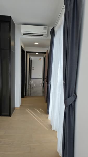 One Bernam, 1 Bernam Street, 3 Bedrooms, 1,421 sqft, Condominium For Rent, by Lim Kwan Keong, 500170222 - Corridor - PropertyGuru.com.sg