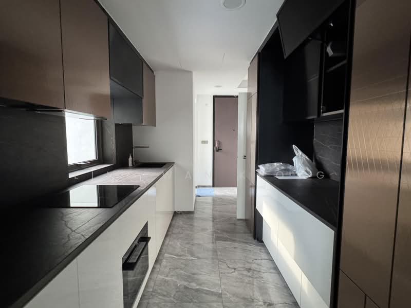 One Bernam, 1 Bernam Street, 3 Bedrooms, 1,421 sqft, Condominium For Rent, by Lim Kwan Keong, 500170222 - Kitchen - PropertyGuru.com.sg