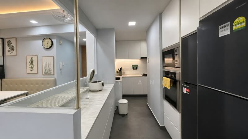 The Centris, 65 Jurong West Central 3, 4 Bedrooms, 1,270 sqft, Apartment For Sale, by Sally Ang, 500170226 - Kitchen - PropertyGuru.com.sg