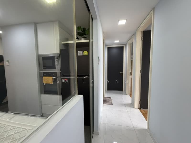 The Centris, 65 Jurong West Central 3, 4 Bedrooms, 1,270 sqft, Apartment For Sale, by Sally Ang, 500170226 - Kitchen - PropertyGuru.com.sg