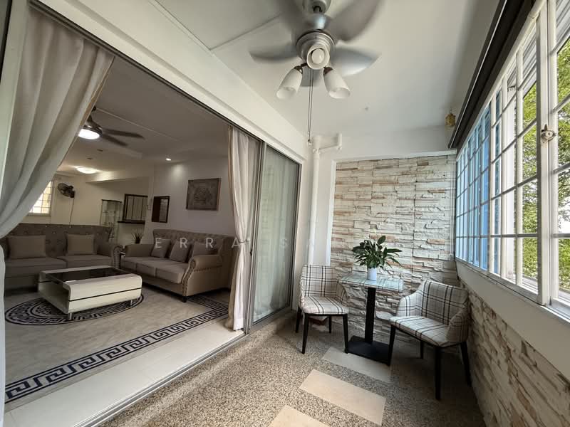231 Yishun Street 21, 231 Yishun Street 21, 3 Bedrooms, 1,356 sqft, HDB Flat For Sale, by Erra Samat, 500170227 - Living Room - PropertyGuru.com.sg