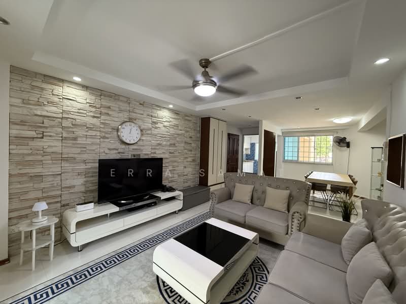 231 Yishun Street 21, 231 Yishun Street 21, 3 Bedrooms, 1,356 sqft, HDB Flat For Sale, by Erra Samat, 500170227 - Living Room - PropertyGuru.com.sg