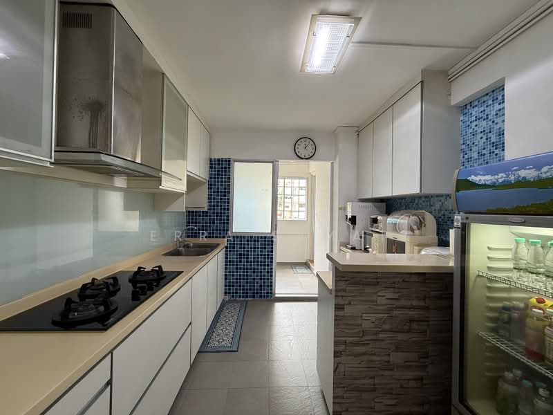 231 Yishun Street 21, 231 Yishun Street 21, 3 Bedrooms, 1,356 sqft, HDB Flat For Sale, by Erra Samat, 500170227 - Kitchen - PropertyGuru.com.sg