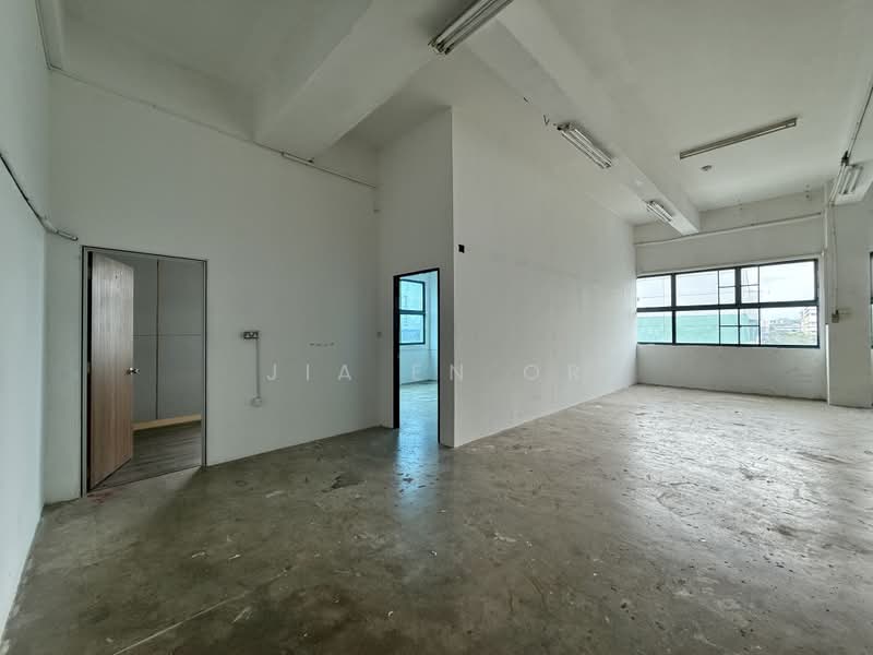 Northland Industrial Building, 3 Woodlands Industrial Park E1, 1,615 sqft, Factory / Workshop (B2) For Rent, by Jia En Or, 500170255 - Interior - CommercialGuru.com.sg