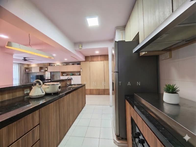 614A Edgefield Plains, 614A Edgefield Plains, 2 Bedrooms, 990 sqft, HDB Flat For Sale, by Jeslynn Tan, 500170262 - Kitchen - PropertyGuru.com.sg
