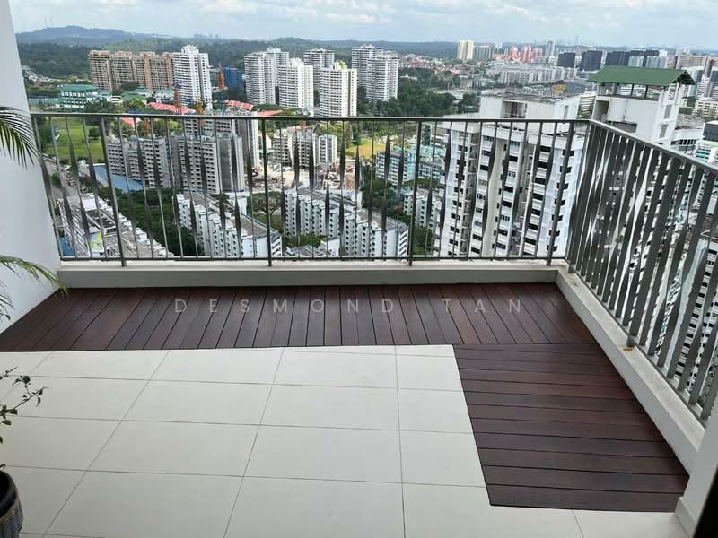 Trevista, 25 Lorong 3 Toa Payoh, 2 Bedrooms, 915 sqft, Condominium For Sale, by Desmond Tan, 500170269 - Balcony - PropertyGuru.com.sg