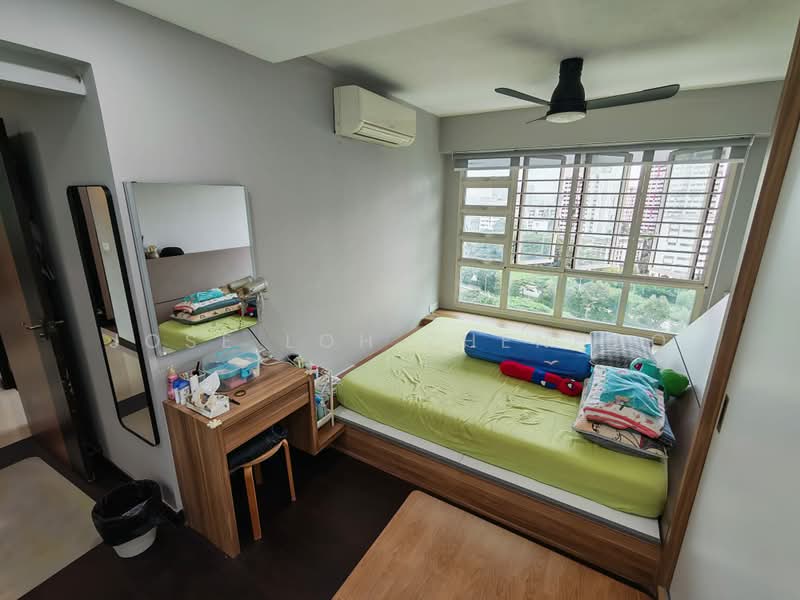 296B Bukit Batok Street 22, 296B Bukit Batok Street 22, 3 Bedrooms, 990 sqft, HDB Flat For Sale, by Jose Loh Zhenhao, 500170270 - Bedroom - PropertyGuru.com.sg