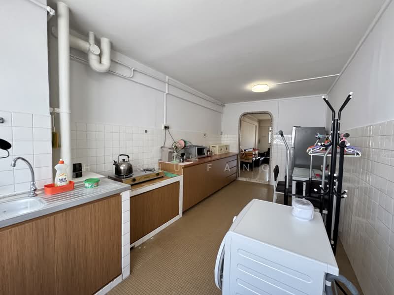50 Chai Chee Street, 50 Chai Chee Street, 2 Bedrooms, 732 sqft, HDB Flat For Sale, by Ho Shu Fang ., 500170294 - Kitchen - PropertyGuru.com.sg