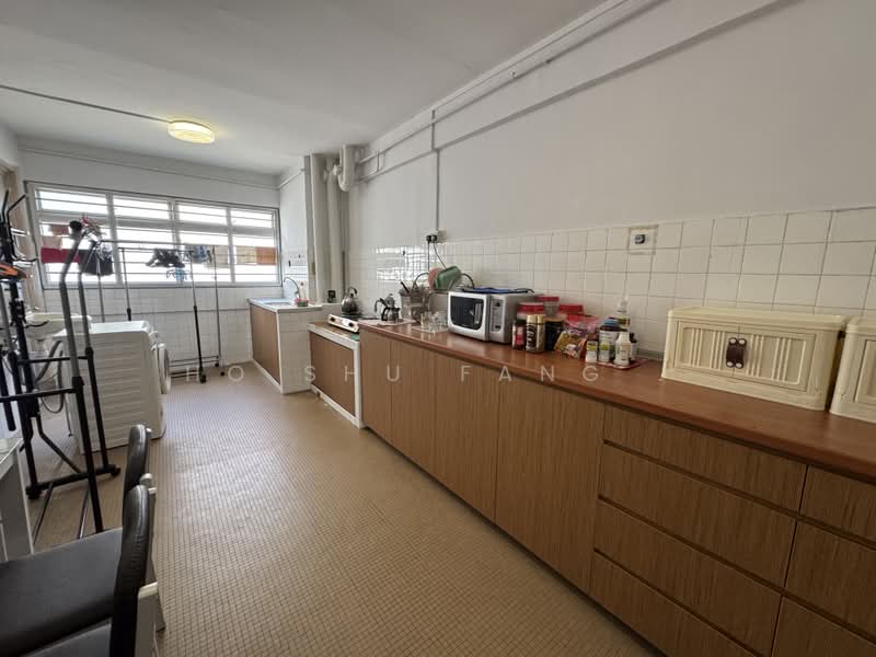 50 Chai Chee Street, 50 Chai Chee Street, 2 Bedrooms, 732 sqft, HDB Flat For Sale, by Ho Shu Fang ., 500170294 - Kitchen - PropertyGuru.com.sg