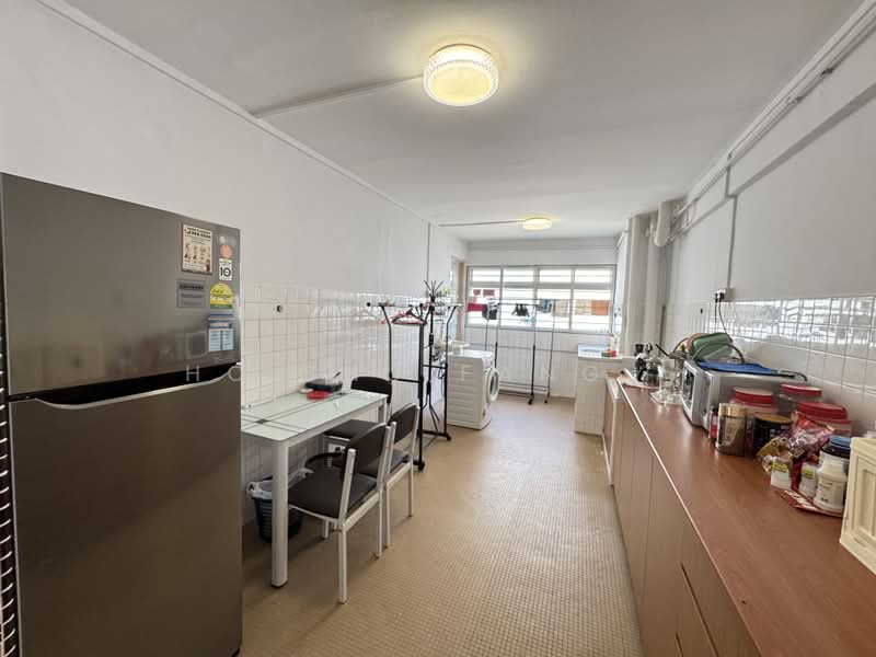 50 Chai Chee Street, 50 Chai Chee Street, 2 Bedrooms, 732 sqft, HDB Flat For Sale, by Ho Shu Fang ., 500170294 - Kitchen - PropertyGuru.com.sg