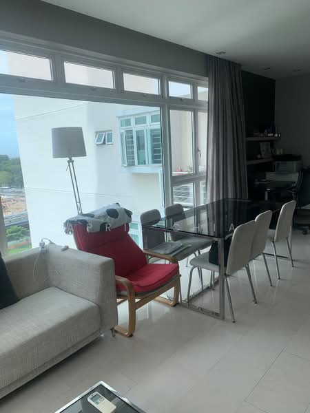 Costa Del Sol, 80 Bayshore Road, 2 Bedrooms, 947 sqft, Condominium For Rent, by April Chia, 500170296 - Living Room - PropertyGuru.com.sg
