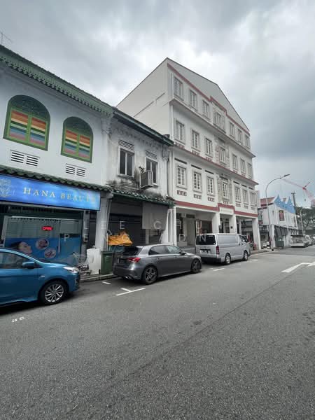Little India Shop Houses, 2 Veerasamy Road, 2,600 sqft, Shop / Shophouse For Sale, by Lee Chun Peng Adnic, 500170299 - Exterior - CommercialGuru.com.sg