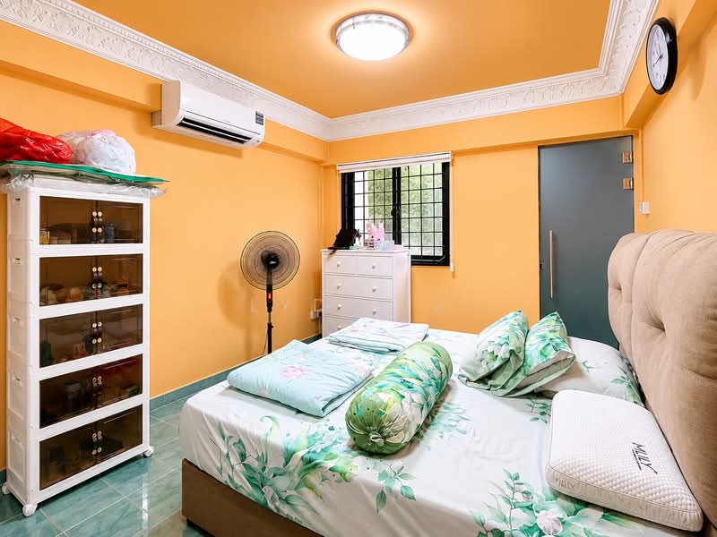 309 Serangoon Avenue 2, 309 Serangoon Avenue 2, 3 Bedrooms, 979 sqft, HDB Flat For Sale, by Lydia J, 500170301 - Bedroom - PropertyGuru.com.sg