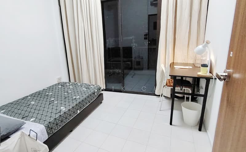 Lakepoint Condo, 2 Lakepoint Drive, Room Rental, 250 sqft, Condominium For Rent, by Dominik Chow, 500170308 - Bedroom - PropertyGuru.com.sg