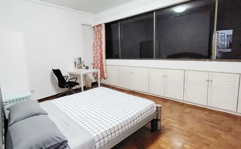 Lakepoint Condo, 2 Lakepoint Drive, Room Rental, 250 sqft, Condominium For Rent, by Dominik Chow, 500170308 - Bedroom - PropertyGuru.com.sg
