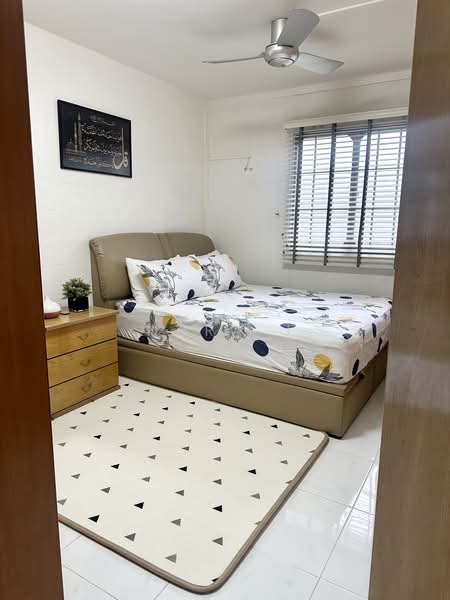 308 Bukit Batok Street 31, 308 Bukit Batok Street 31, 3 Bedrooms, 1,054 sqft, HDB Flat For Sale, by Nura J, 500170309 - Bedroom - PropertyGuru.com.sg