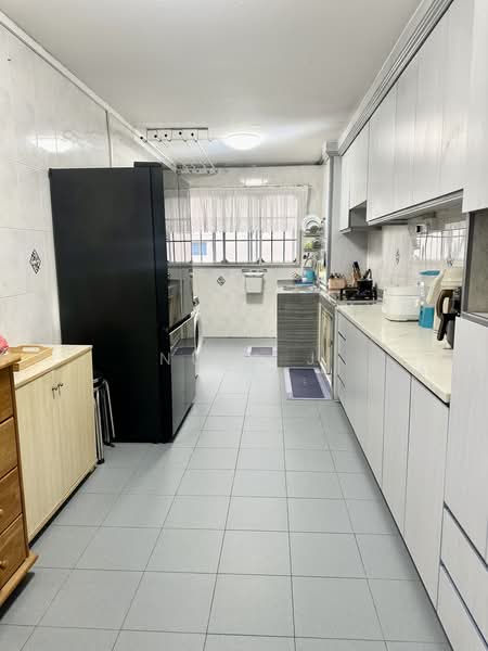 308 Bukit Batok Street 31, 308 Bukit Batok Street 31, 3 Bedrooms, 1,054 sqft, HDB Flat For Sale, by Nura J, 500170309 - Kitchen - PropertyGuru.com.sg