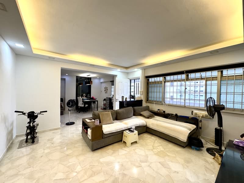 773 Pasir Ris Street 71, 773 Pasir Ris Street 71, 3 Bedrooms, 1,130 sqft, HDB Flat For Sale, by Jolene Lim, 500170325 - Living Room - PropertyGuru.com.sg