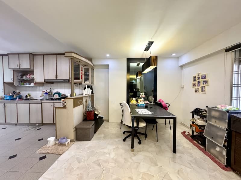 773 Pasir Ris Street 71, 773 Pasir Ris Street 71, 3 Bedrooms, 1,130 sqft, HDB Flat For Sale, by Jolene Lim, 500170325 - Kitchen - PropertyGuru.com.sg
