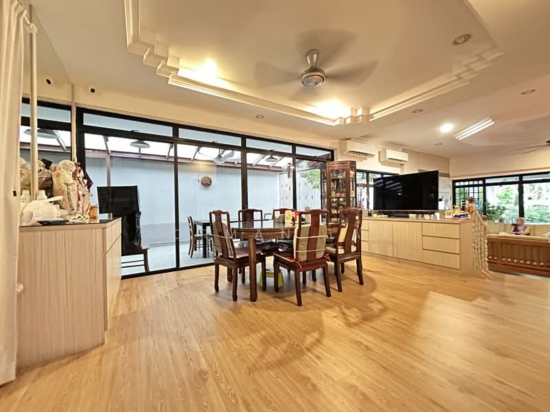 Phillips Ave, , 6 Bedrooms, 4,000 sqft, Corner Terrace For Sale, by Norman Tan, 500170329 - PropertyGuru.com.sg