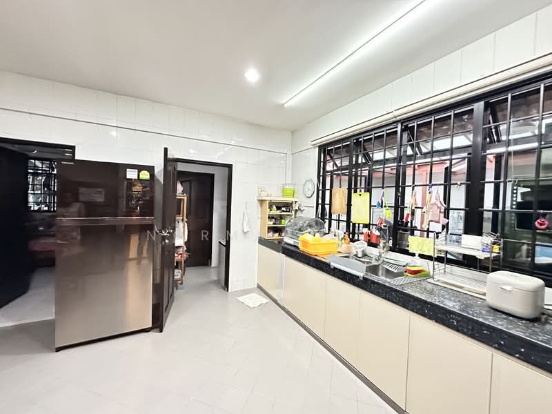 Phillips Ave, , 6 Bedrooms, 4,000 sqft, Corner Terrace For Sale, by Norman Tan, 500170329 - PropertyGuru.com.sg