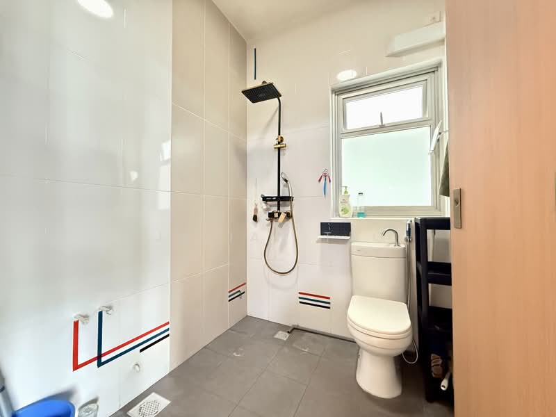 103B Canberra Street, 103B Canberra Street, 1 Bedroom, 409 sqft, HDB Flat For Sale, by Julian Teo, 500170332 - Bathroom - PropertyGuru.com.sg