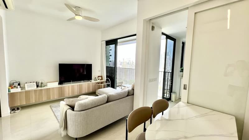 Sky Vue, 3 Bishan Street 15, 2 Bedrooms, 807 sqft, Condominium For Sale, by Jasmine Ye, 500170335 - Living Room - PropertyGuru.com.sg