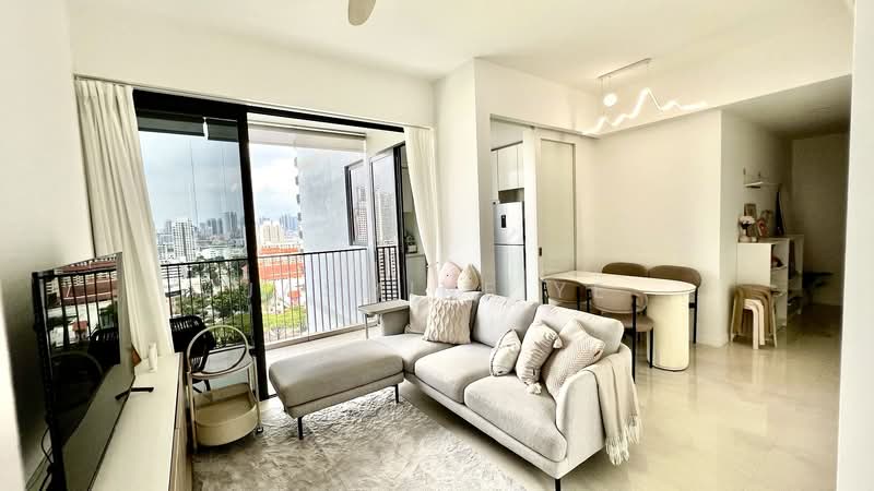 Sky Vue, 3 Bishan Street 15, 2 Bedrooms, 807 sqft, Condominium For Sale, by Jasmine Ye, 500170335 - Living Room - PropertyGuru.com.sg