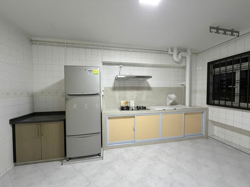 357 Yung An Road, 357 Yung An Road, 3 Bedrooms, 1,378 sqft, HDB Flat For Rent, by Kenny Poh, 500170348 - Kitchen - PropertyGuru.com.sg