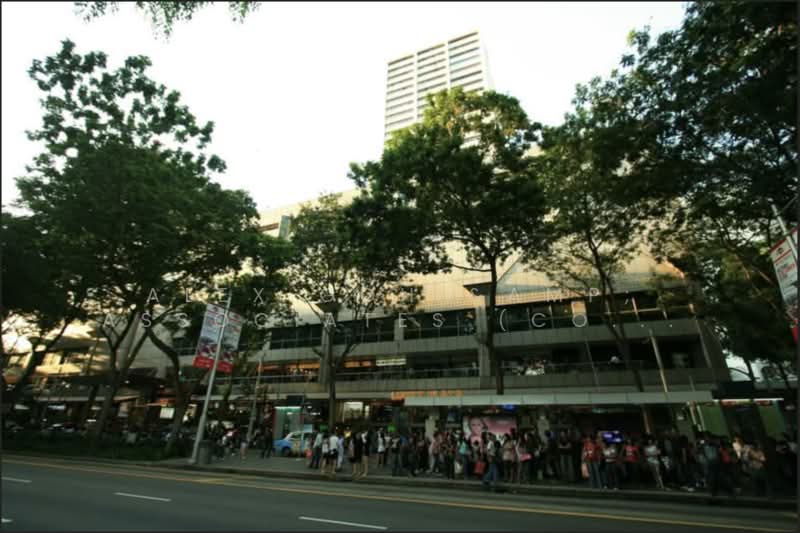Lucky Plaza, 304 Orchard Road, 462 sqft, Food & Beverage For Sale, by LOO WEI LIANG, DENNIS, 500170357 - Exterior - CommercialGuru.com.sg