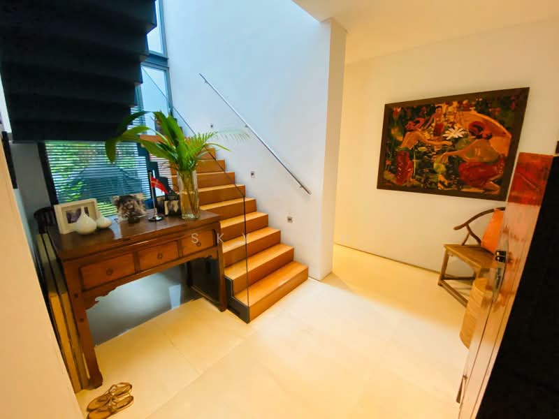 Vanda Avenue, , 3 Bedrooms, 4,074 sqft, Detached House For Rent, by Sky Toh, 500170361 - Entrance - PropertyGuru.com.sg