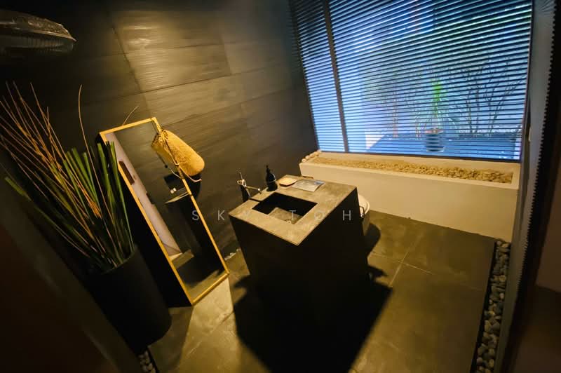 Vanda Avenue, , 3 Bedrooms, 4,074 sqft, Detached House For Rent, by Sky Toh, 500170361 - Bathroom - PropertyGuru.com.sg