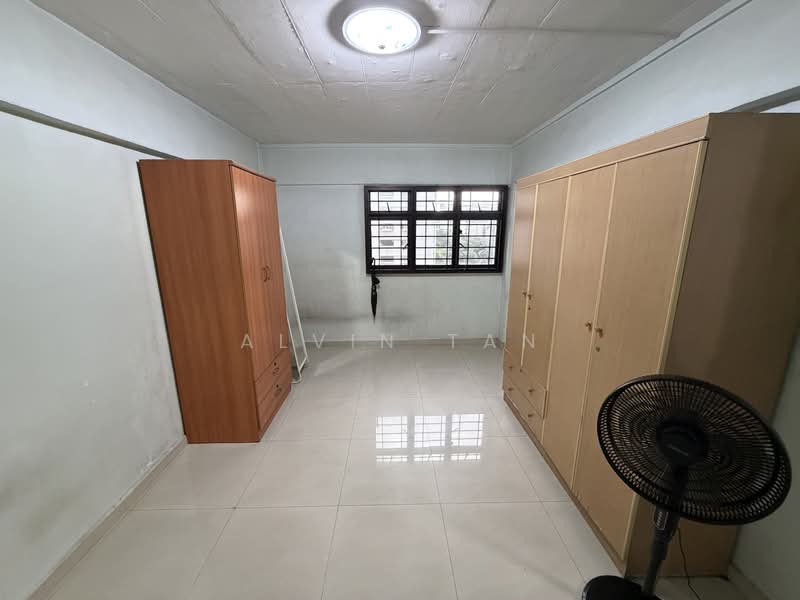 530 Jurong West Street 52, 530 Jurong West Street 52, 2 Bedrooms, 882 sqft, HDB Flat For Sale, by Alvin Tan, 500170368 - Interior - PropertyGuru.com.sg