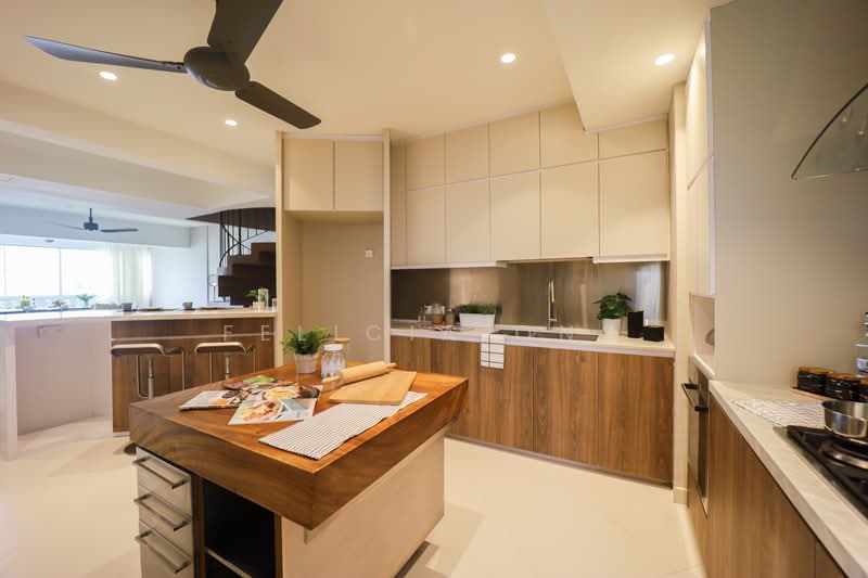 Ocean Park, 520 East Coast Road, 4 Bedrooms, 3,261 sqft, Condominium For Sale, by Felicia Ong, 500170370 - Kitchen - PropertyGuru.com.sg