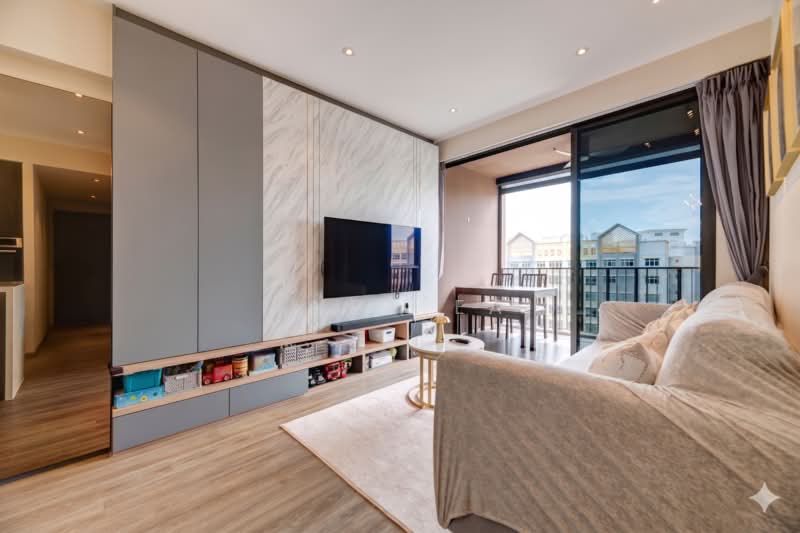 iNz Residence, 78 Choa Chu Kang Avenue 5, 3 Bedrooms, 883 sqft, Condominium For Sale, by Andy Ea, 500170377 - Living Room - PropertyGuru.com.sg