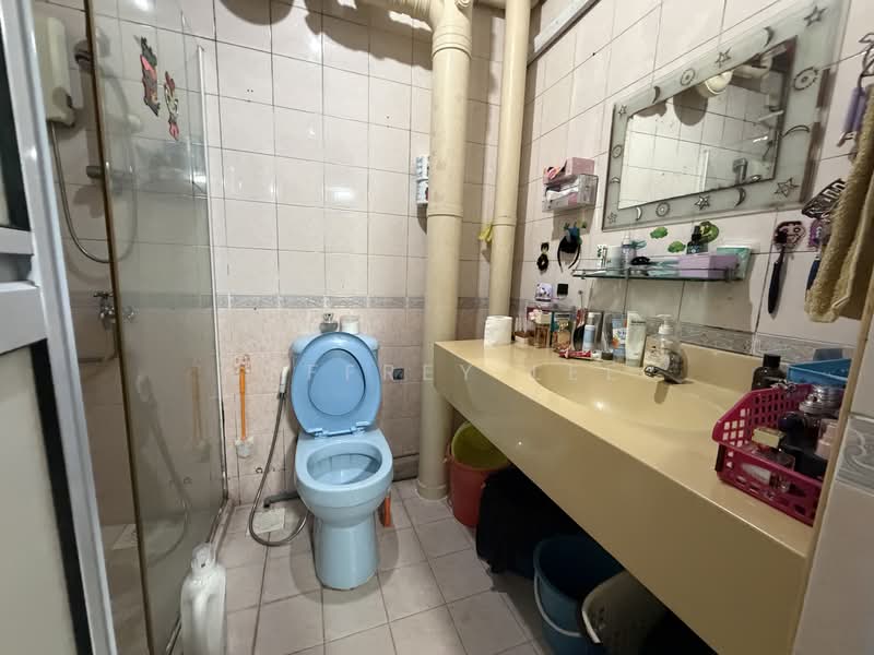 359C Admiralty Drive, 359C Admiralty Drive, 3 Bedrooms, 1,195 sqft, HDB Flat For Sale, by Jeffrey Lee, 500170393 - Bathroom - PropertyGuru.com.sg