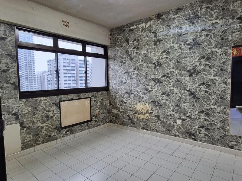 366 Clementi Avenue 2, 366 Clementi Avenue 2, Buona Vista / West Coast / Clementi New Town, 2 Bedrooms, 656 sqft, HDB Flat For Sale, by Martin Liew, 500170401 - Master bedroom - PropertyGuru.com.sg