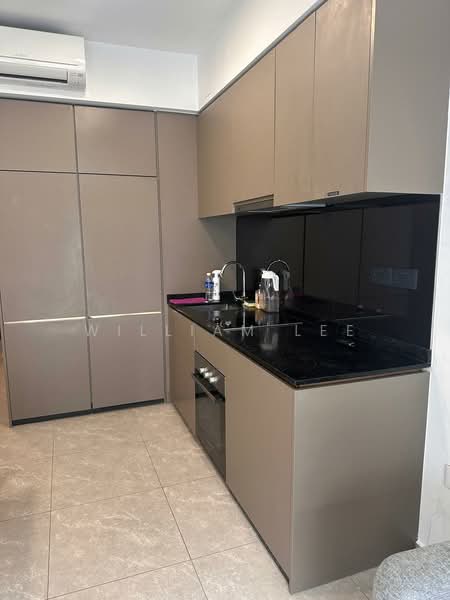 Park Colonial, 10 Woodleigh Lane, 2 Bedrooms, 678 sqft, Condominium For Rent, by William Lee, 500170407 - Kitchen - PropertyGuru.com.sg