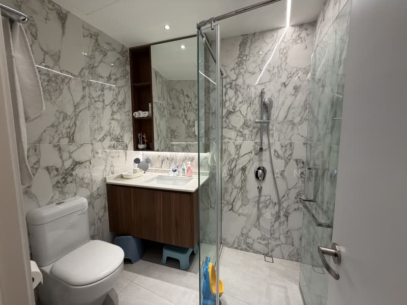 The Draycott, 50 Draycott Park, 3 Bedrooms, 2,637 sqft, Condominium For Sale, by Victoria Tan, 500170408 - Bathroom - PropertyGuru.com.sg