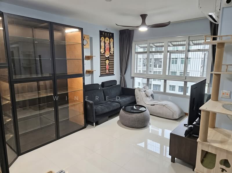 466A Yishun Avenue 6, 466A Yishun Avenue 6, Room Rental, 120 sqft, HDB Flat For Rent, by Winfred Quek, 500170414 - Living Room - PropertyGuru.com.sg